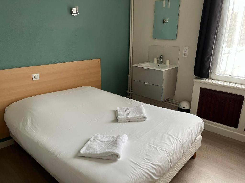 Double Room Private Bathroom